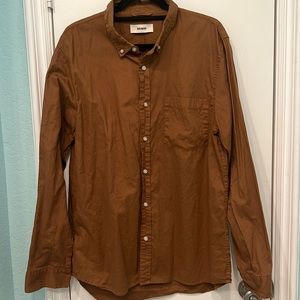 Buck Mason long sleeve button down shirt